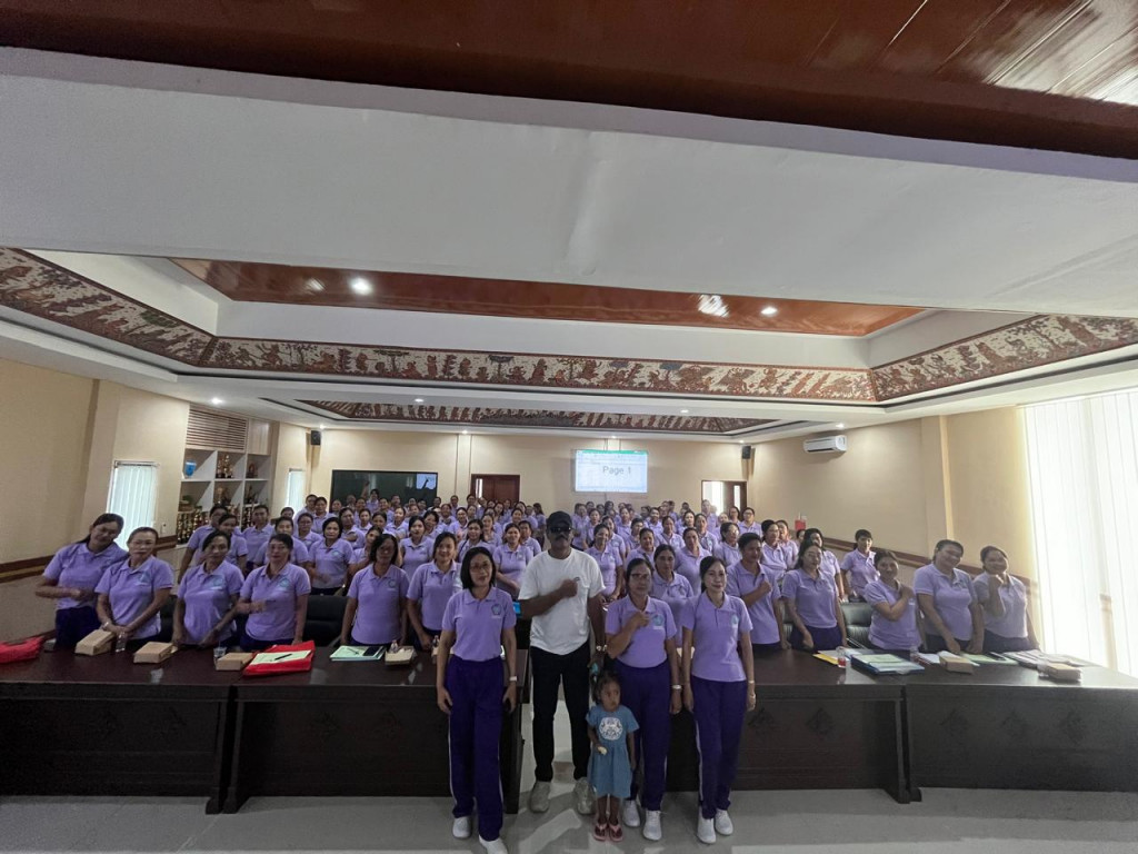 Giat TP.PKK Desa Mengwitani Sabtu , tgl 26 Oktober 2024 pembinaan Administrasi Dasa Wisma dan Administrai PKK Dinas , agar berkelanjutan pengisian bukunya.